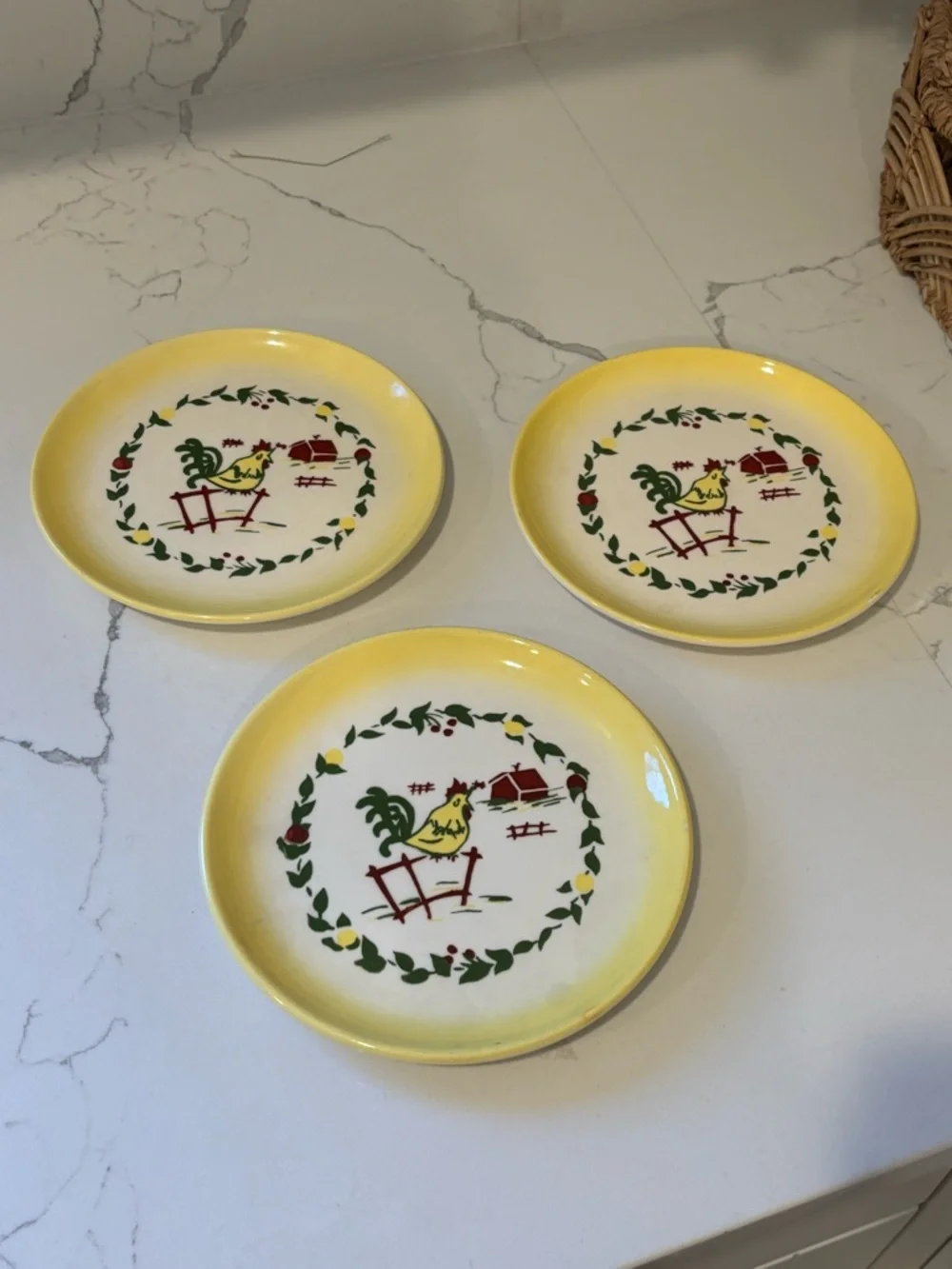 Vintage 1940’s 1950’s Brock of California Yellow Farmhouse Rooster Set 3 Dishes - Picture 4 of 9